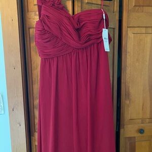 *Flaw*NWT Formal One-Shoulder Dress in Deep Red